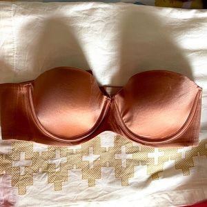 Soma 36B vanishing strapless bra-NWT